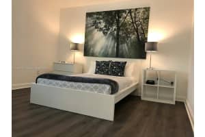 2615 Collins Ave 24, Miami Beach