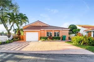 11706 Sw 92nd Ln, Miami