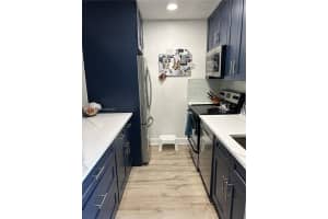 725 Hummingbird Way 212, North Palm Beach