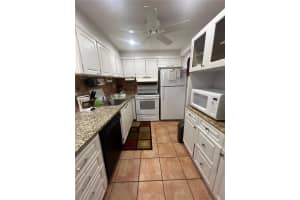 16901 Ne 13th Ave 103, Miami