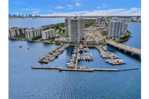 7601 E Treasure Dr 2418, North Bay Village