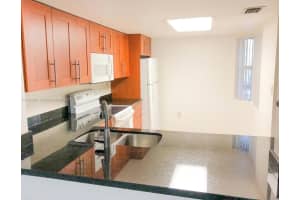 446 Sw 113th Way 446, Pembroke Pines