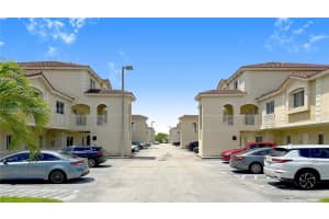 7991 Nw 8th St 107b, Miami