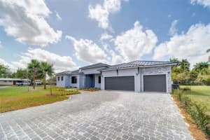 24440 Sw 209th Pl, Homestead
