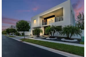 10055 Nw 77th St, Doral