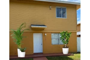 75 Ne 12th Ave 75, Homestead