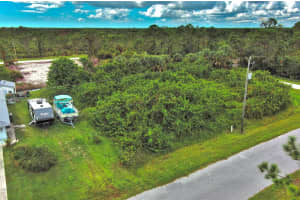 4137 Chippewa St, Port Charlotte