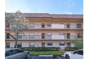 6090 N Sabal Palm Blvd 204, Tamarac