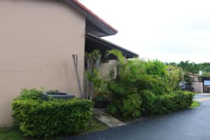 3816 Sw 79th Ave 78, Miami