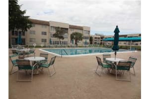 5830 Nw 64th Ave 104, Tamarac