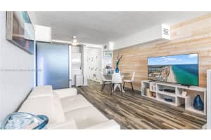 201 Van Buren St 103, Hollywood