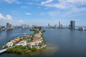 3000 Island Blvd 2404, Aventura
