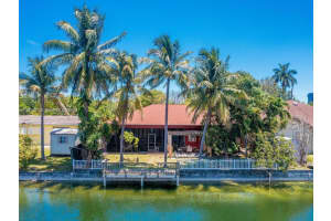 232 Sw 7th Ave, Hallandale Beach