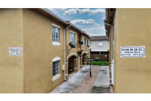 8100 W 28th Ct 210, Hialeah