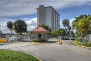 400 Kings Point Dr 1031, Sunny Isles Beach