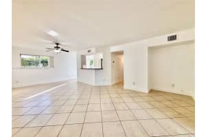 3405 Nw 44th St 104, Oakland Park