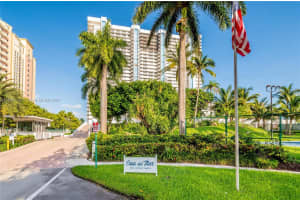 881 Ocean Dr L2, Key Biscayne 881 Ocean Dr L2, Key Biscayne
