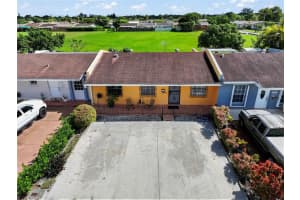 2001 Sw 131st Ct, Miami