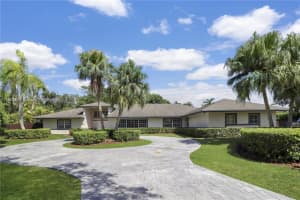 16889 Sw 73rd Ct, Palmetto Bay