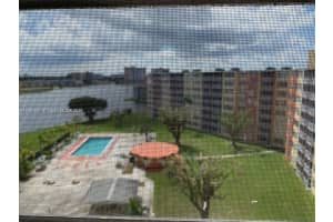 1750 Ne 191st St 816-3, Miami