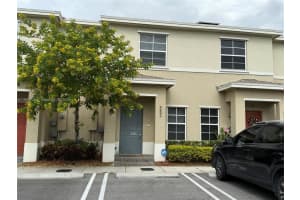 552 Ne 5th St 552, Florida City