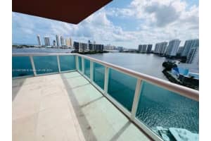 3370 Hidden Bay Dr 1413, Aventura