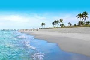 245 Madison Ct, Fort Myers