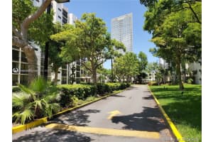 17021 N Bay Rd 412-iv, Sunny Isles Beach