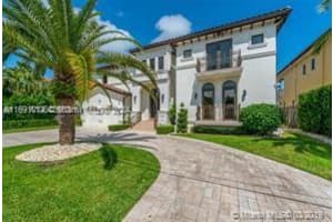 16433 Ne 31st Ave, North Miami Beach