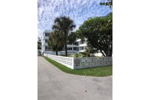 10240 Collins Ave 205, Bal Harbour