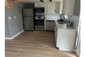 5321 Nw 27th St A4, Lauderhill