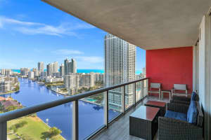 2602 E Hallandale Beach Blvd Unit #r2708, Hallandale Beach