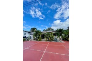 623 Sw 6th Ter #1-2, Hallandale Beach