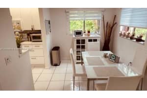 950 Sw 138th Ave 314b, Pembroke Pines