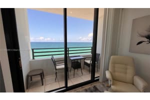 3505 S Ocean Dr 912, Hollywood