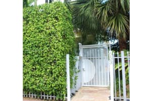 653 Michigan Ave 4, Miami Beach