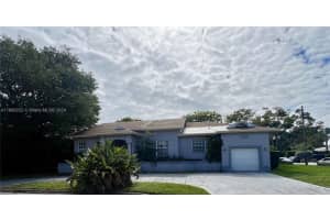 424 90th St, Surfside