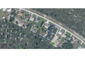 6153 Columbus Blvd, Sebring