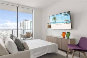 159 Ne 6th St 4513, Miami