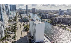 3000 S Ocean Drive 1012, Hollywood
