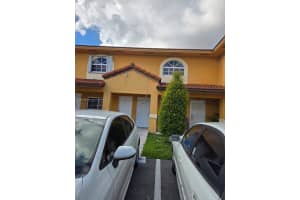 7674 W 34th Ln 8-201, Hialeah