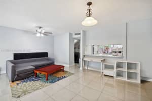 13805 Sw 84th St 603, Miami