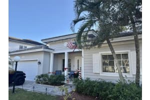 2914 Ne 3rd Dr, Homestead