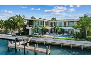 1061 N Venetian Dr 0, Miami