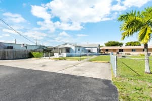 115 Se 2nd St 1-2, Hallandale Beach