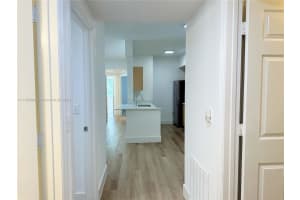 2564 Centergate Dr 208, Miramar