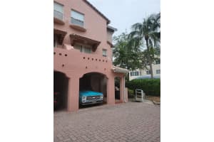 2005 Oceanwalk Ter, Lauderdale By The Sea