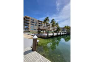 88500 Overseas Hwy 302, Tavernier