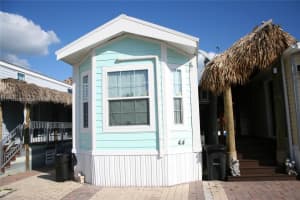 999 Morris Ave 4-4, Key Largo