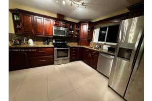 2209 N 41st Ave 2209, Hollywood